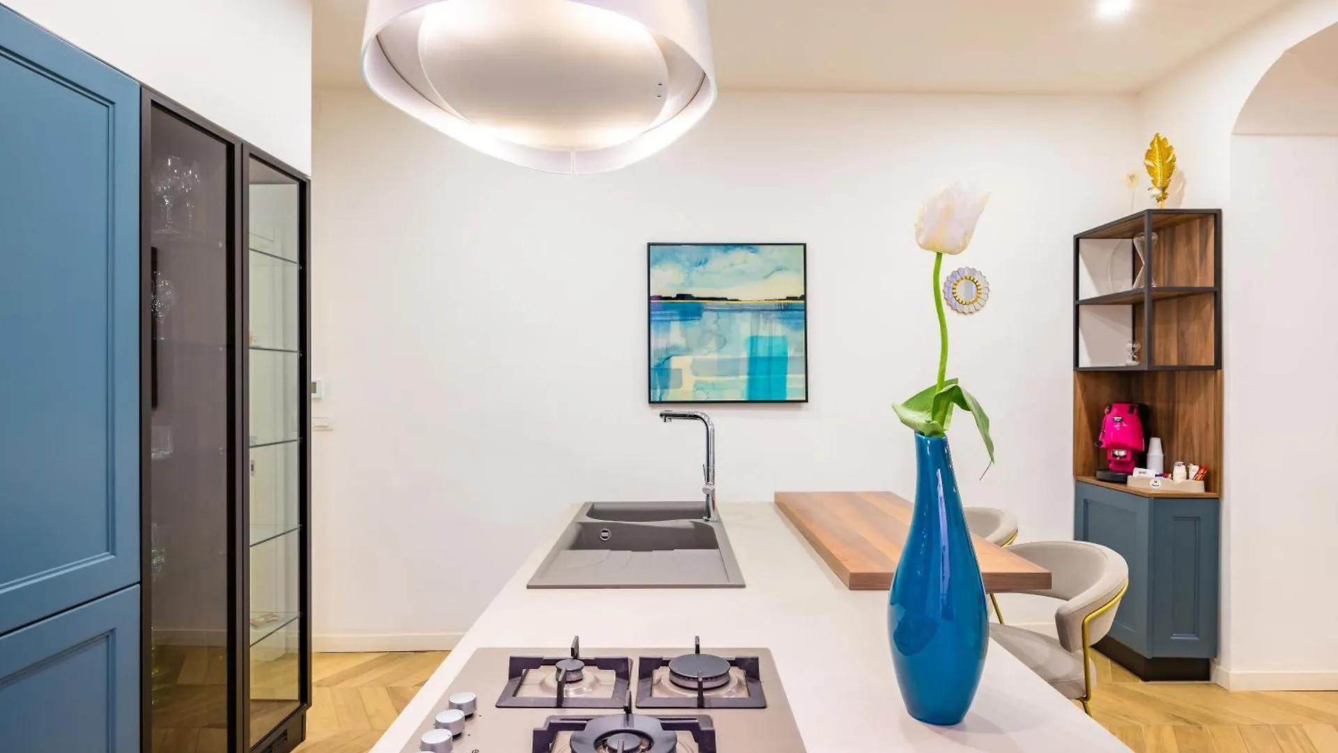 Apartment Palazzo Loffredo By Napoliapartments Italy